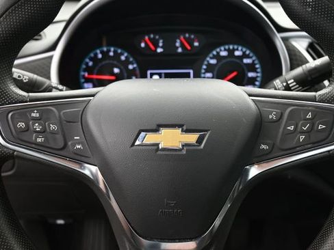 Used 2023 Chevrolet Malibu LT FWD image 28