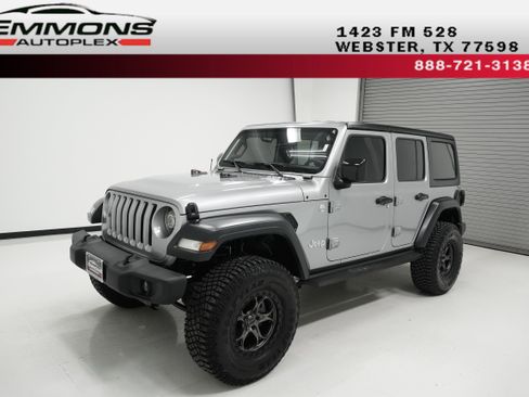 Used 2018 Jeep Wrangler Unlimited Sport S image 1