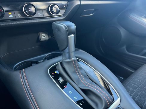 Used 2025 Honda HR-V Sport image 41