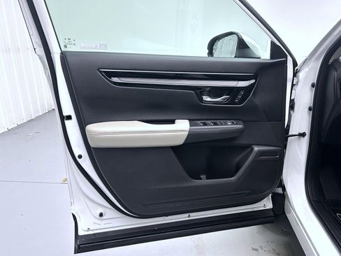 Used 2023 Honda CR-V EX-L image 9