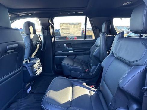 New 2025 Ford Expedition Max Platinum w/ Stealth Performance Package AWD/4WD image 13