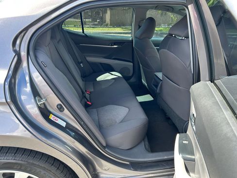 Used 2019 Toyota Camry LE w/ Carpet Mat Package FWD image 26