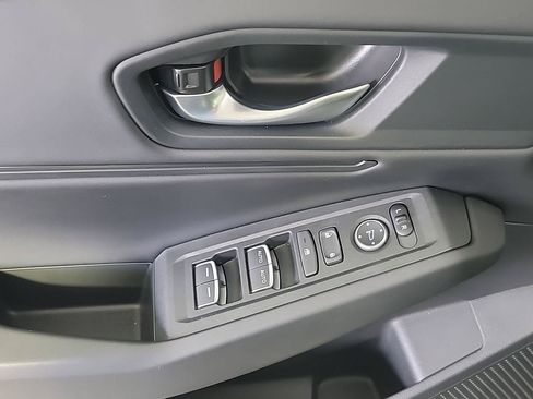 Certified 2025 Honda Accord SE image 35