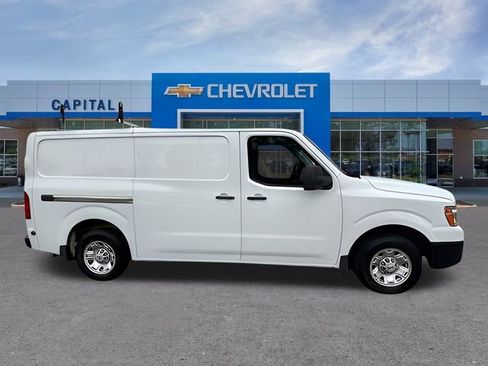 Used 2020 Nissan NV 1500 SV image 9