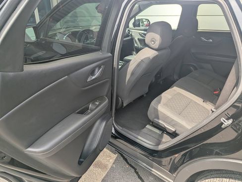Used 2022 Chevrolet Blazer LT FWD image 27