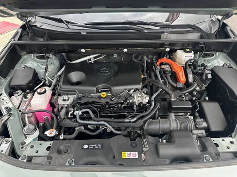 Used 2022 Toyota RAV4 XLE Premium AWD/4WD image 29