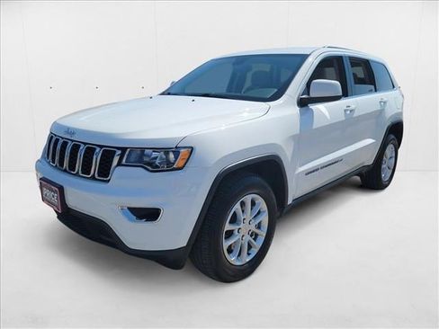 Used 2022 Jeep Grand Cherokee Laredo E image 1