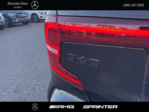 Used 2022 Volvo S60 T8 R-Design w/ Advanced Package image 5