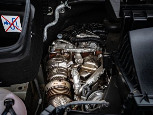 Used 2024 Mercedes-Benz Sprinter 2500 image 39