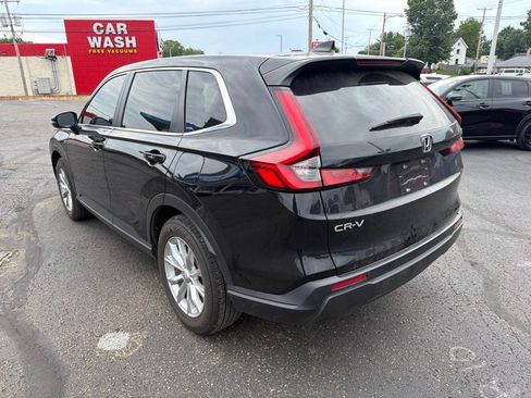 Used 2024 Honda CR-V EX image 5