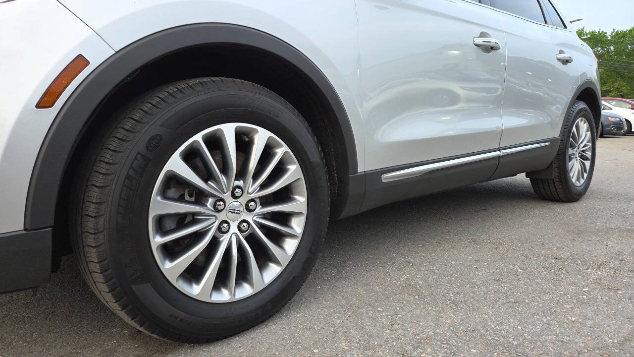 Used 2016 Lincoln MKX Select w/ Select Plus Package AWD/4WD image 7