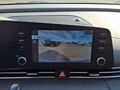 Certified 2025 Hyundai Elantra Sport FWD image 17