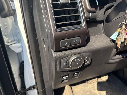 Used 2021 Ford Expedition Max Limited AWD/4WD image 9