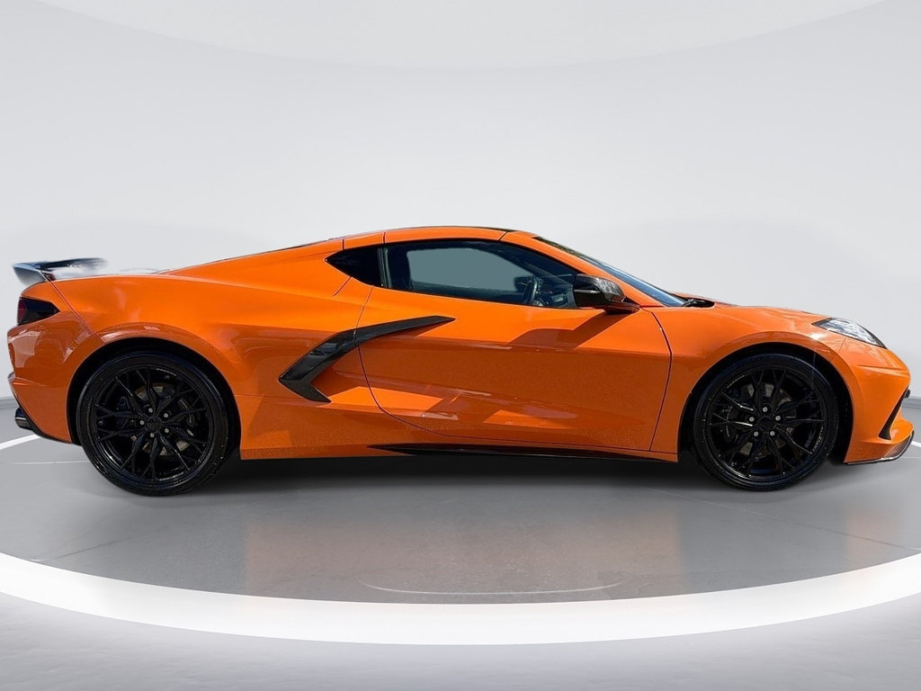 Used 2023 Chevrolet Corvette Stingray Preferred Cpe w/ Z51 Performance Package RWD image 3