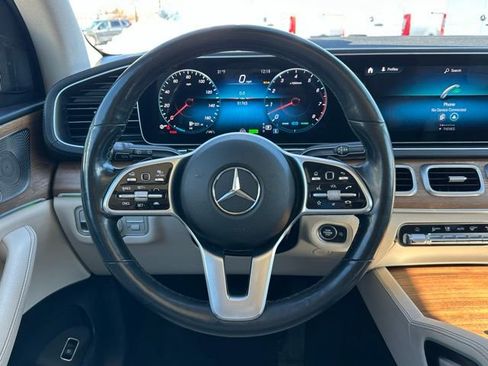 Used 2022 Mercedes-Benz GLS 450 4MATIC image 12