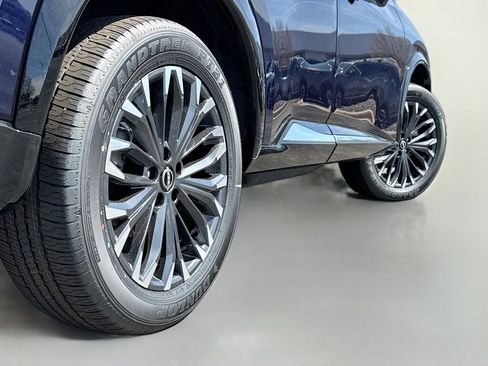 New 2026 Nissan Rogue Platinum image 13