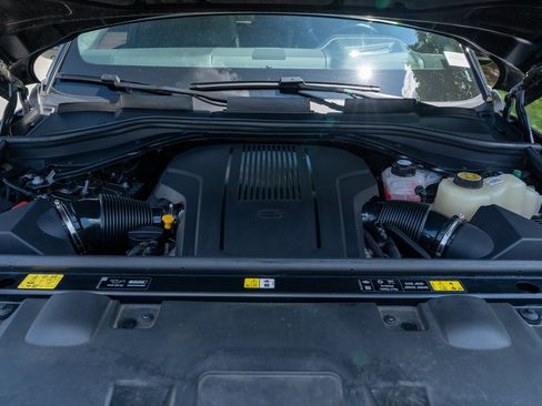 Used 2025 Land Rover Range Rover Sport Autobiography AWD/4WD image 25