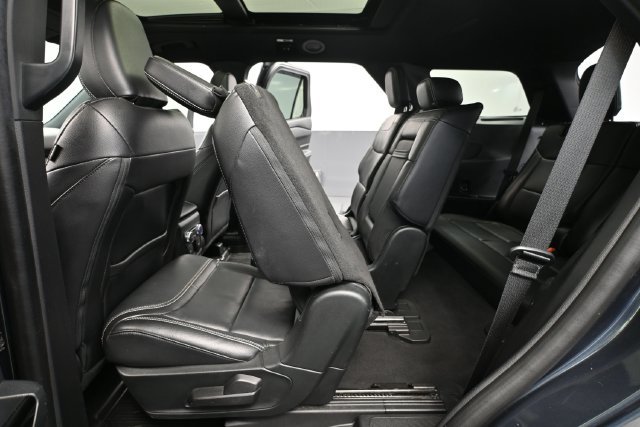 Used 2022 Ford Explorer ST w/ ST Street Pack AWD/4WD image 33