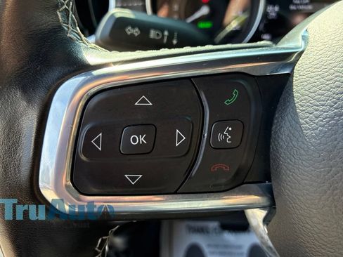 Used 2023 Jeep Wrangler Unlimited Sahara w/ Cold Weather Group AWD/4WD image 28