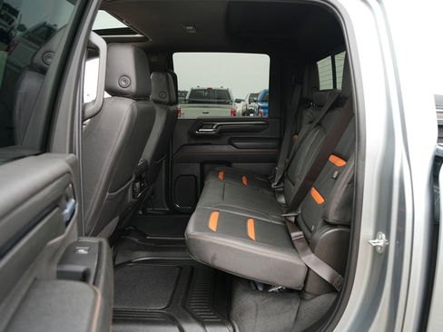 Used 2024 GMC Sierra 2500 AT4 w/ AT4 Premium Plus Package image 22