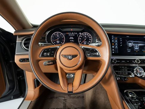 Used 2021 Bentley Flying Spur W12 AWD/4WD image 19