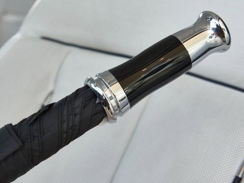 Used 2021 Rolls-Royce Phantom Sedan image 24