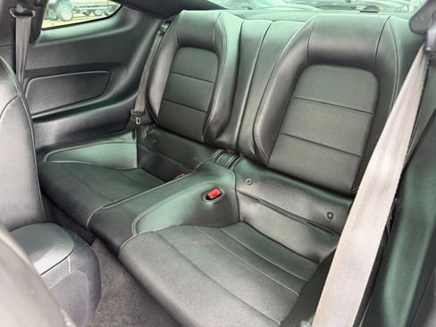 Used 2018 Ford Mustang GT Premium RWD image 22