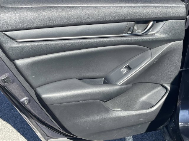 Used 2019 Honda Accord Sport image 18