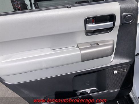 Used 2017 Toyota Sequoia Limited w/ Safety & Convenience Package RWD image 17