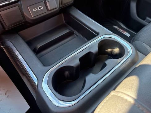 Used 2022 Chevrolet Silverado 1500 LT Trail Boss AWD/4WD image 17