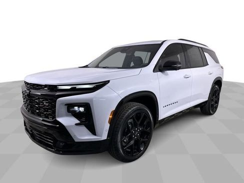 New 2026 Chevrolet Traverse RS w/ LPO, Floor Liner Package image 5