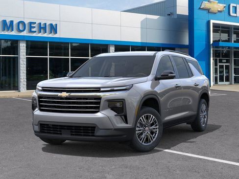 New 2026 Chevrolet Traverse LT image 6