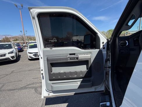 Used 2015 Ford F250 XLT w/ Advanced Security Group AWD/4WD image 20