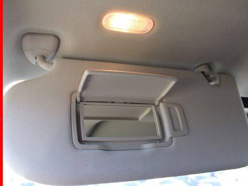 New 2025 Nissan Murano SL image 35