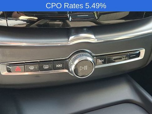 Certified 2023 Volvo XC60 B5 Core AWD/4WD image 19