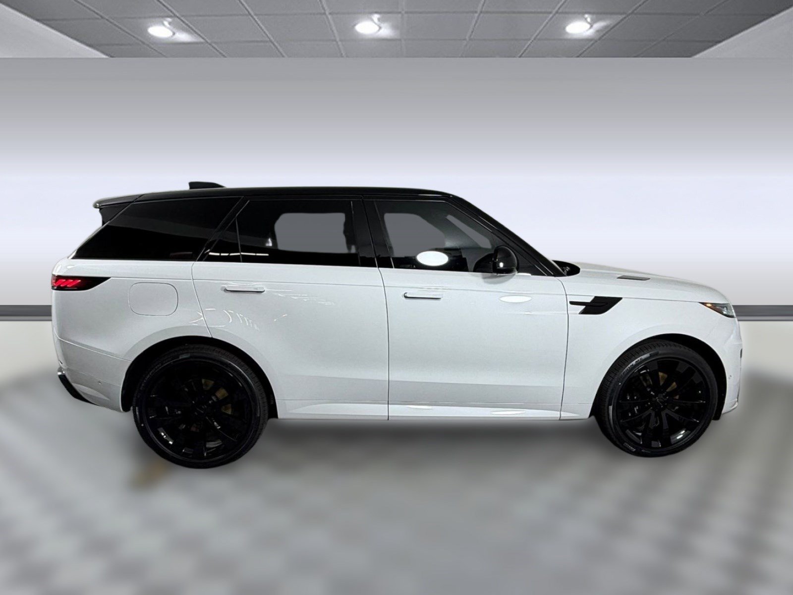 New 2026 Land Rover Range Rover Sport Dynamic SE AWD/4WD image 8