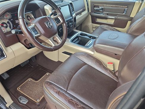 Used 2016 RAM 2500 Longhorn w/ Cold Weather Group image 17