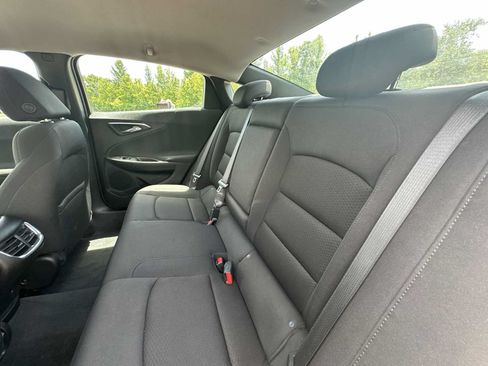 Used 2023 Chevrolet Malibu LT FWD image 21