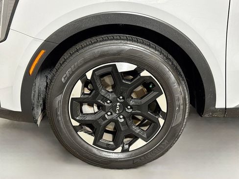Used 2024 Kia Sorento S FWD image 29
