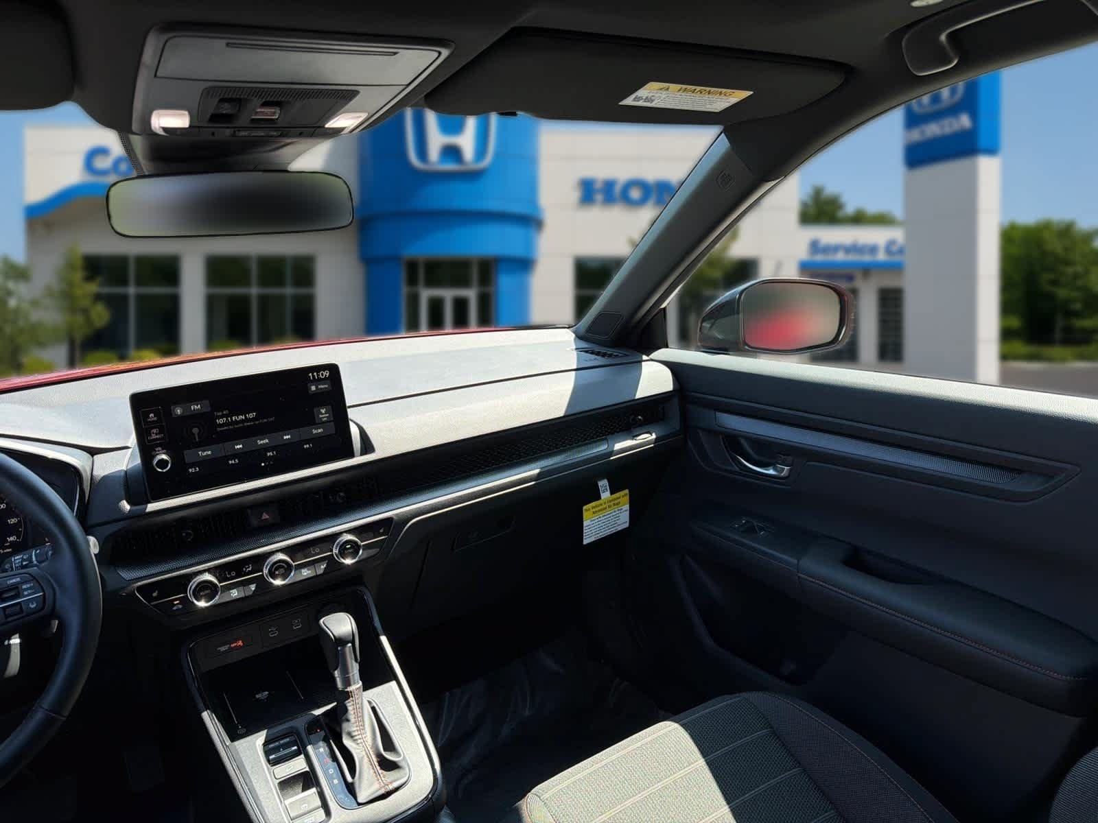Used 2026 Honda CR-V TrailSport image 32