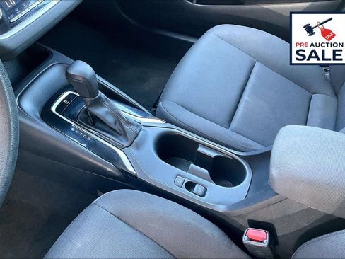 Used 2023 Toyota Corolla LE FWD image 17