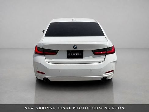Used 2023 BMW 330i Sedan w/ Convenience Package RWD image 5