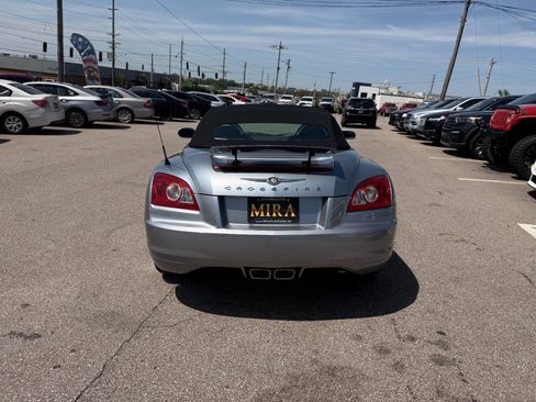 Used 2005 Chrysler Crossfire Limited RWD image 7
