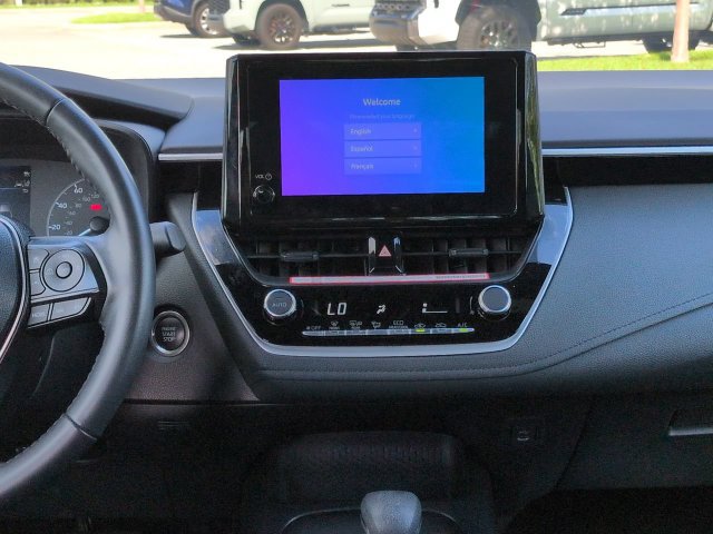 Certified 2025 Toyota Corolla SE FWD image 17