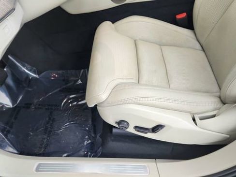 Used 2021 Volvo XC90 T6 Inscription w/ Climate Package image 39