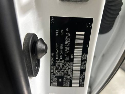 Certified 2023 Lexus GX 460 Premium AWD/4WD image 41