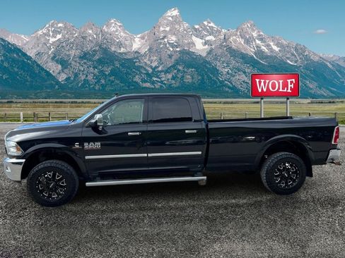 Used 2016 RAM 3500 Laramie w/ Cold Weather Group AWD/4WD image 8