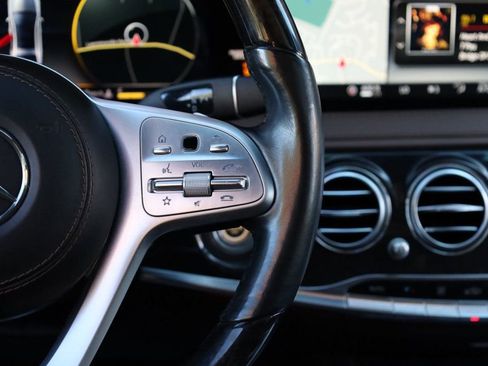 Used 2018 Mercedes-Benz S 560 S 560 4MATIC Sedan image 37