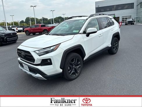 Used 2024 Toyota RAV4 Adventure AWD/4WD image 17