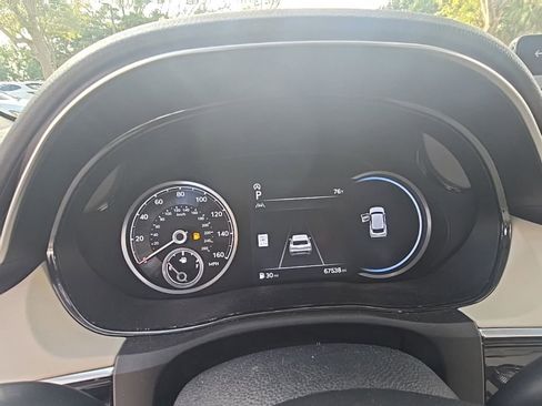 Used 2023 Genesis GV70 2.5T w/ Select Package image 14